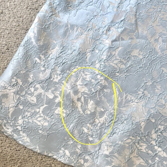 • - Picture 5 of 8